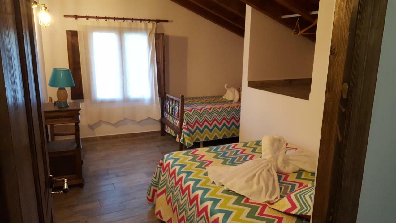 Casas Rurales Almoguer Frailes Buitenkant foto