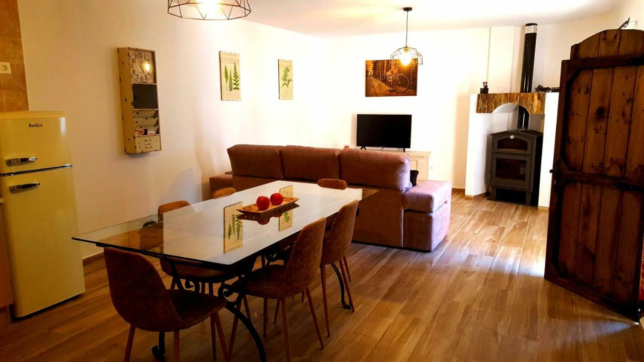 Casas Rurales Almoguer Frailes Buitenkant foto